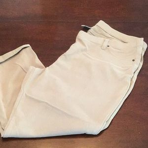 Pull up crop boyfriend jeans